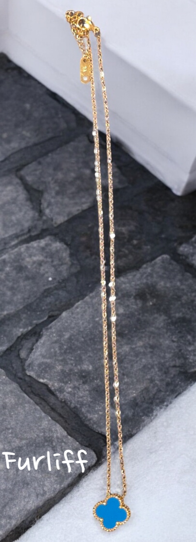 Furliff Necklace and Single Pendant